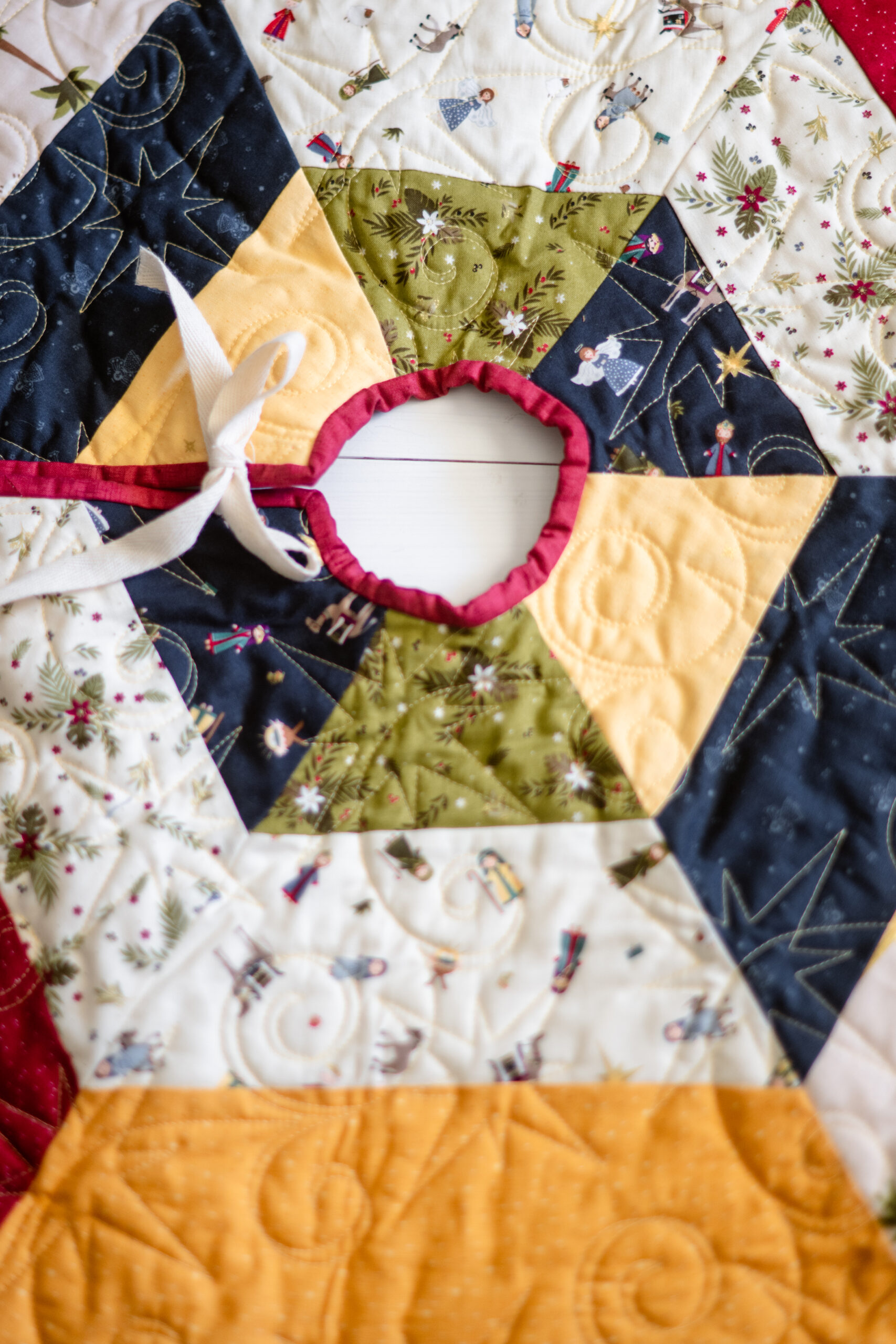 Silent Night Tree Quilted Blanket NCU0PT149