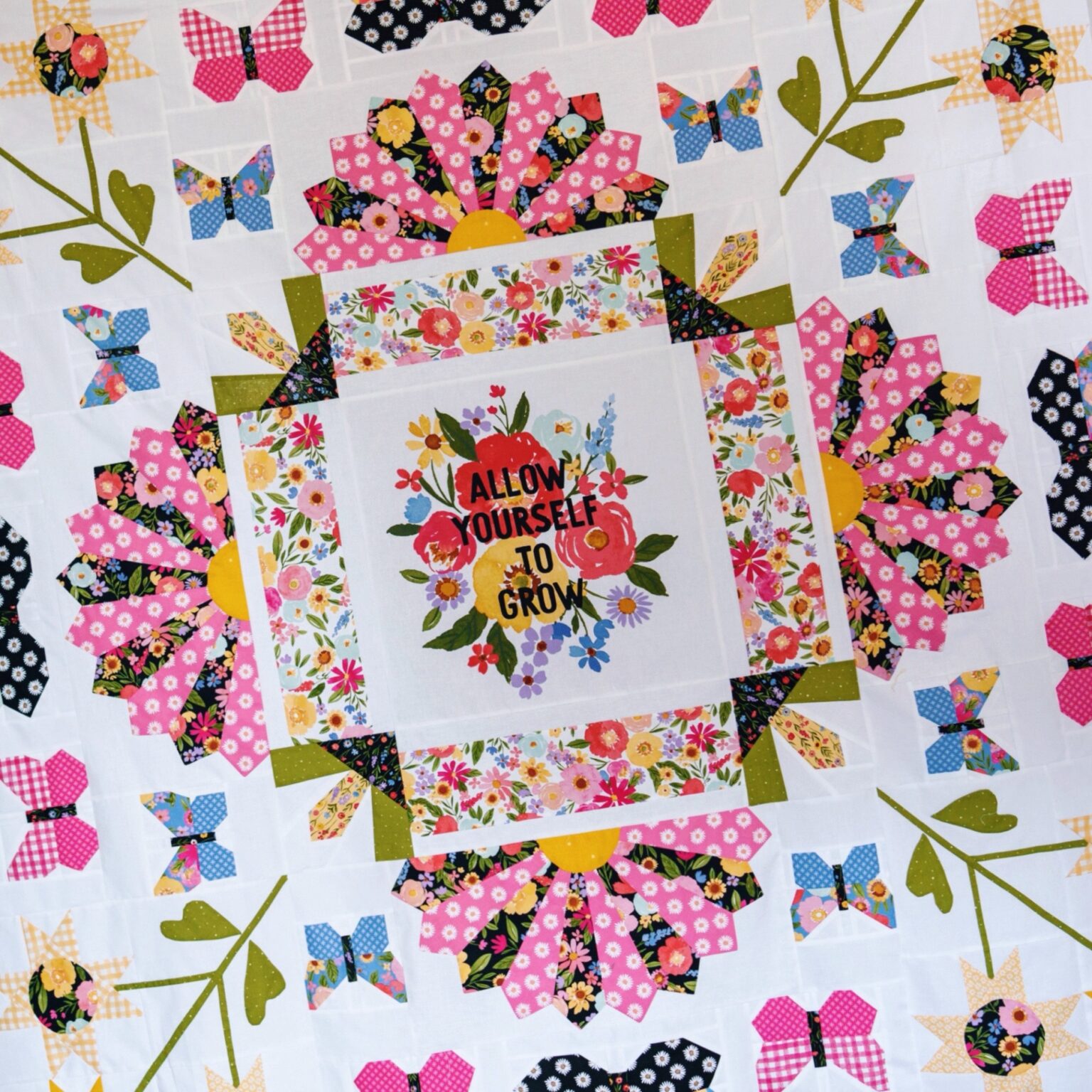 Floral Medallion Printed Microfiber Quilt Set - Kaleigh Collection