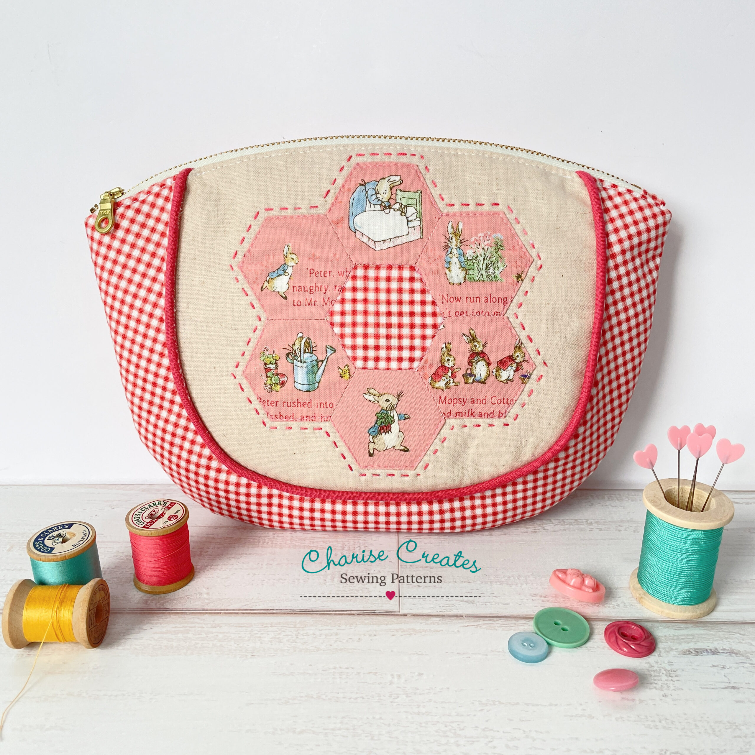 The Tale of Peter Rabbit - Cute Zipper Pouches and a Free Tutorial
