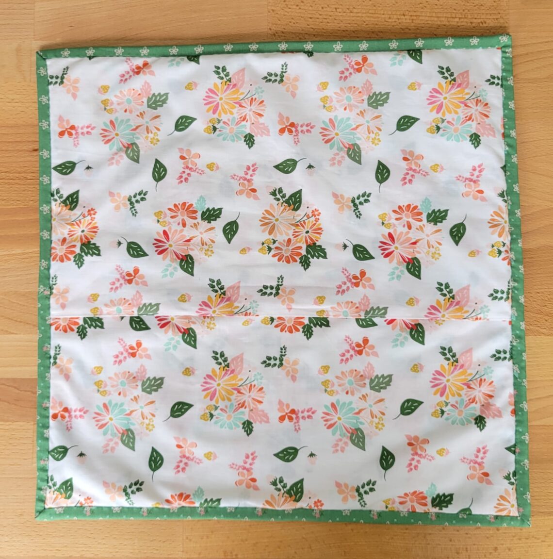 Pillow Clover main image 1