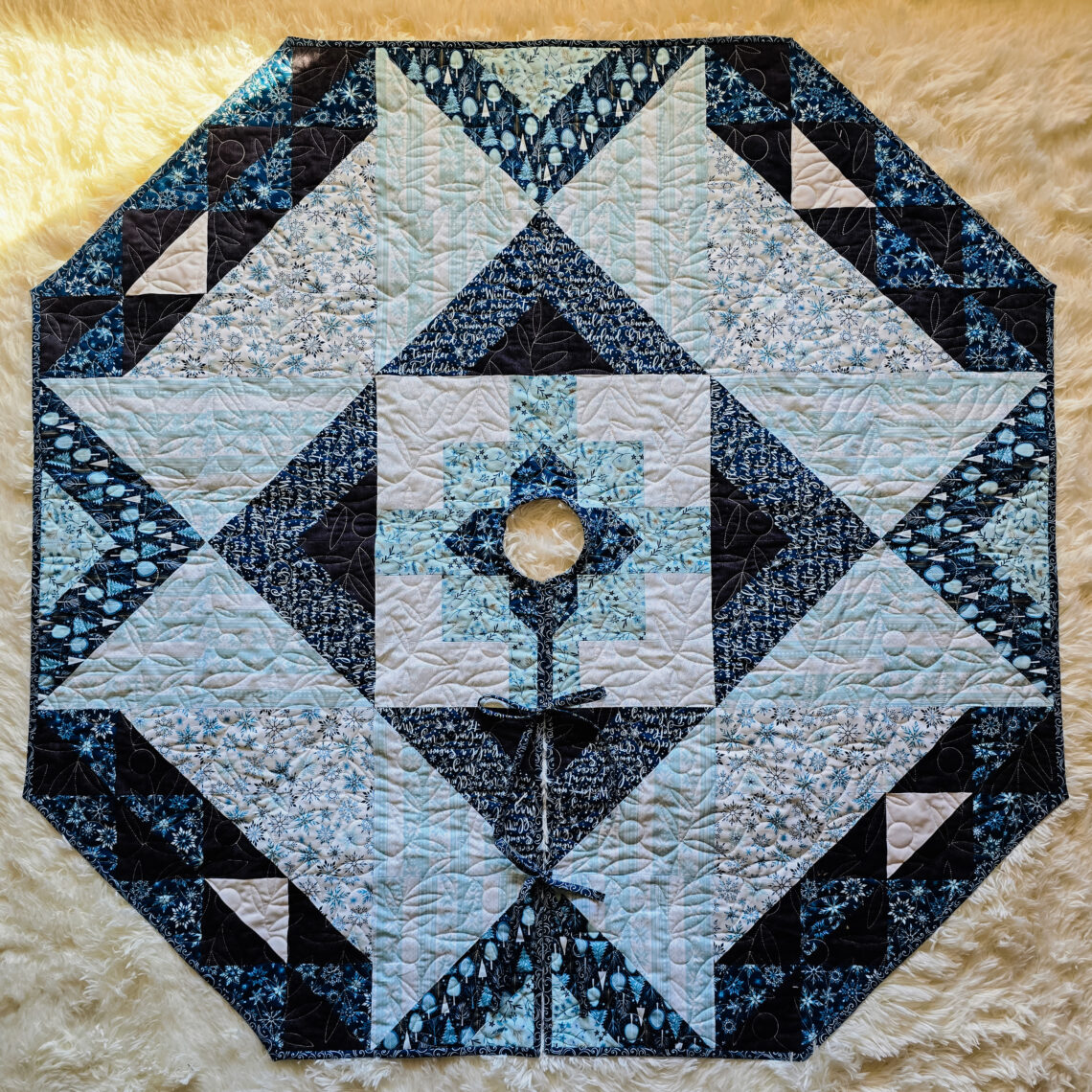 Jolly Quilted Tree Skirt