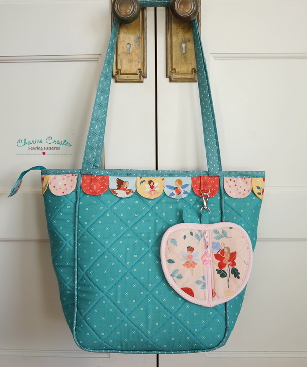 Petal Purse pattern by Charise Creates