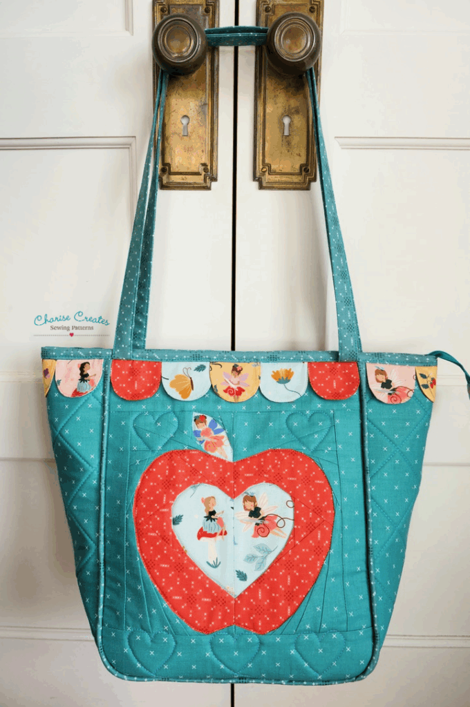 Petal Purse pattern by Charise Creates