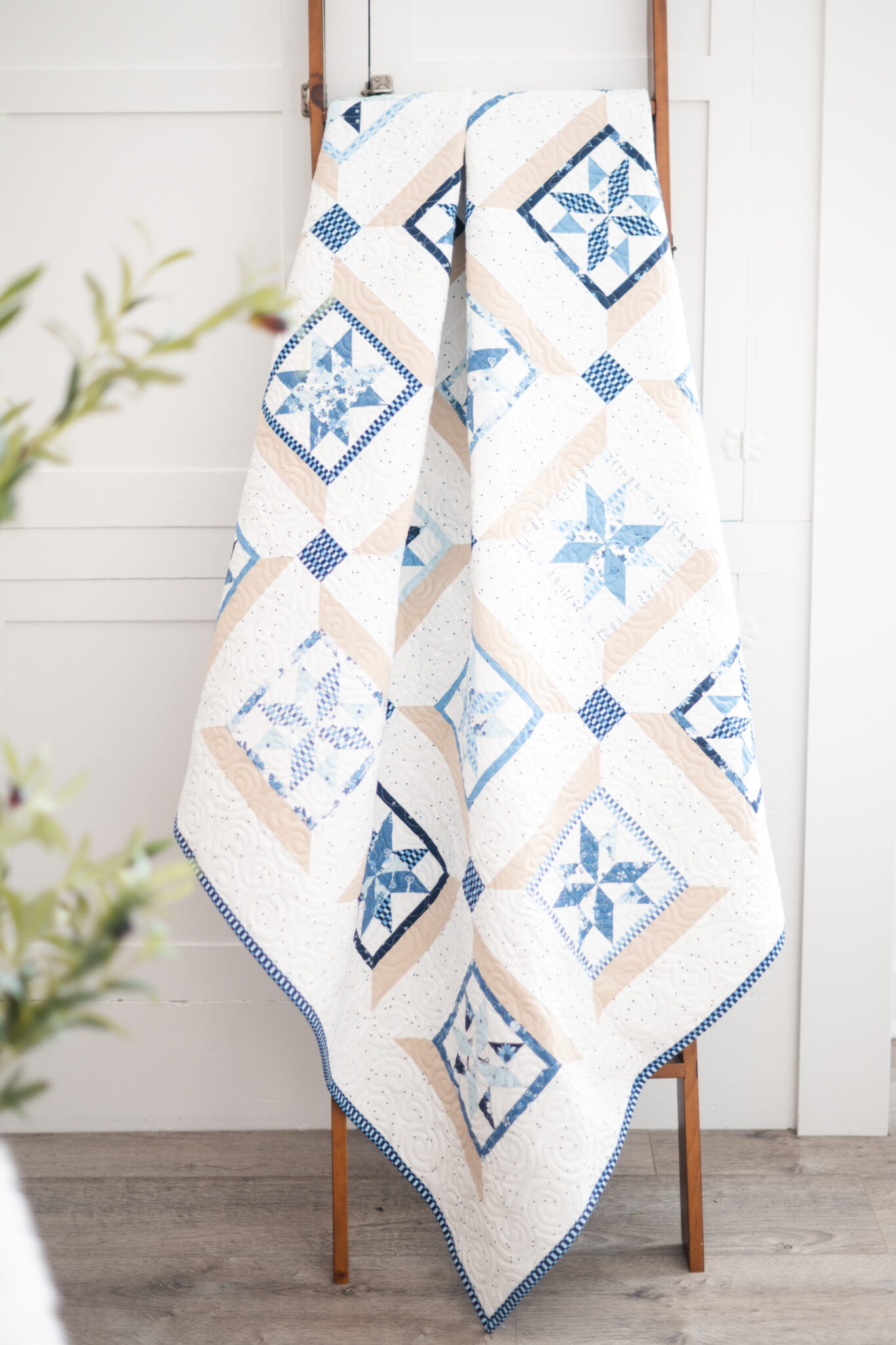 Quilt Pattern Threaded Blue Blooms & Threads - Free Quilt Patterns